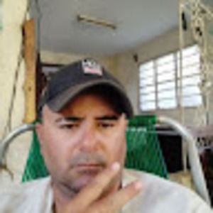 Meet your Posher, Luis